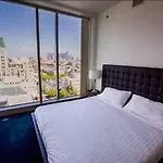 K-Town Modern Luxury 2 Bedroom La