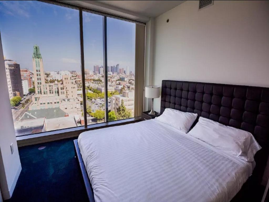 K-Town Modern Luxury 2 Bedroom La Apartment Los Angeles